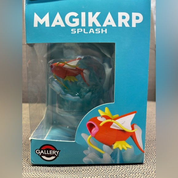 Pokémon Center Original Gallery Figure: Magikarp—Splash - Picture 4 of 6